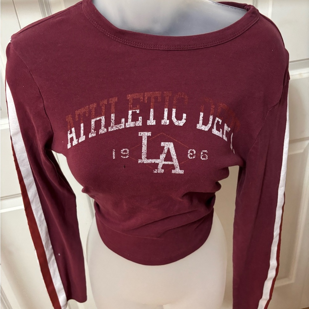 Forever 21 Red Long Sleeve Crop Hoodie